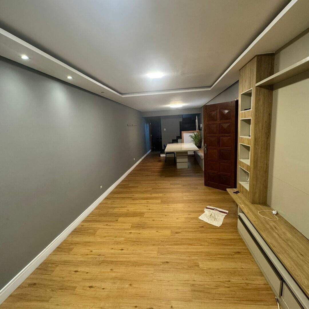 Casa à venda no Canto do Forte: 