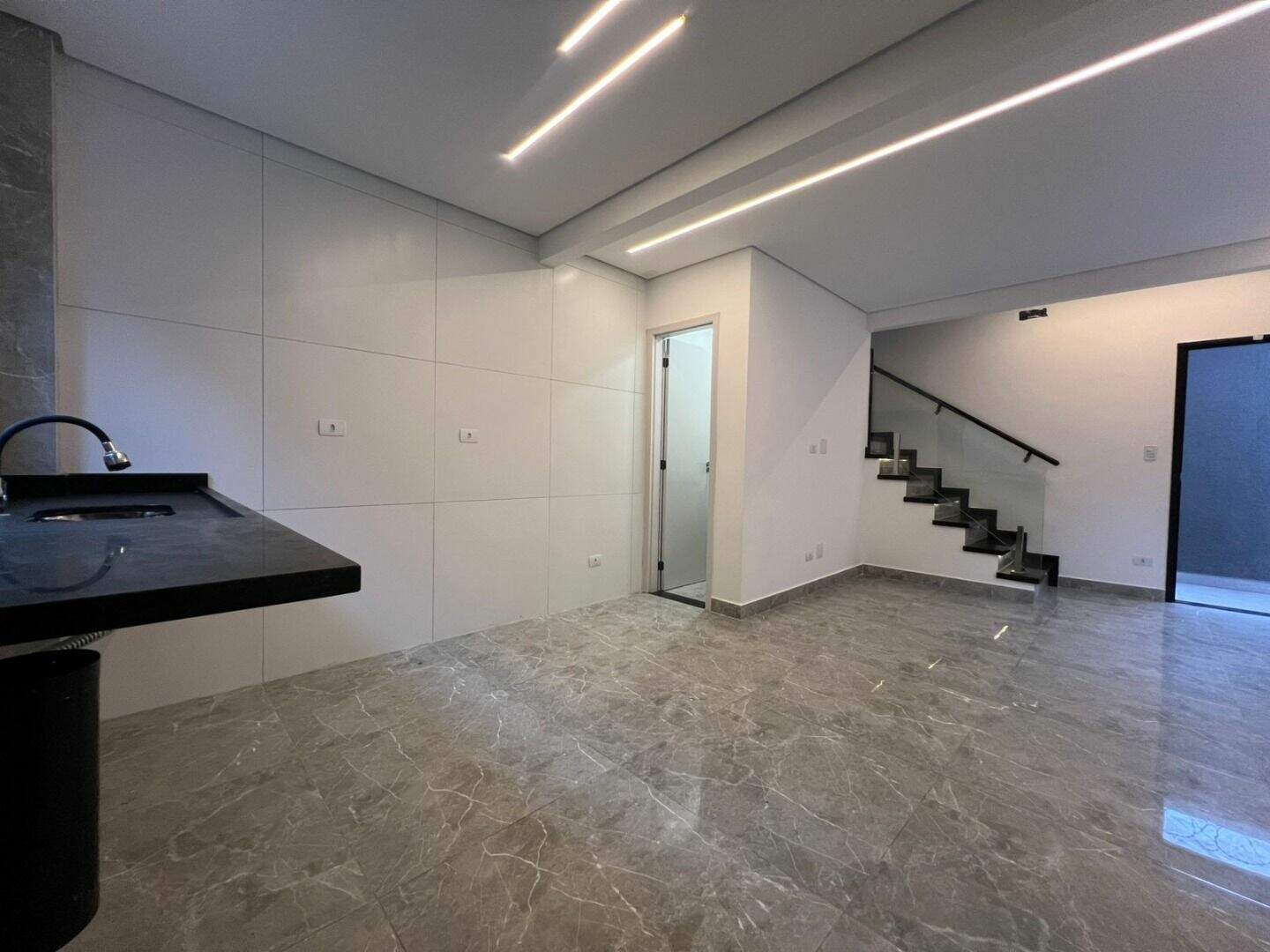 Casa à venda no Aviação: 