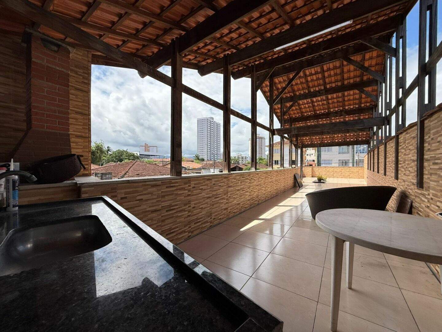 Casa à venda no Guilhermina: 