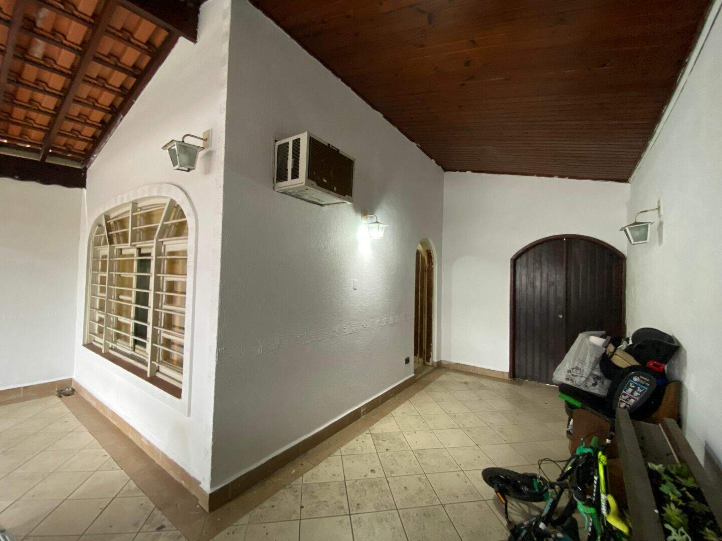 Casa à venda no Tupi: 