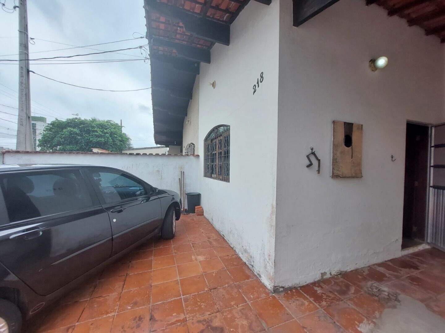 Casa à venda no Canto do Forte: 