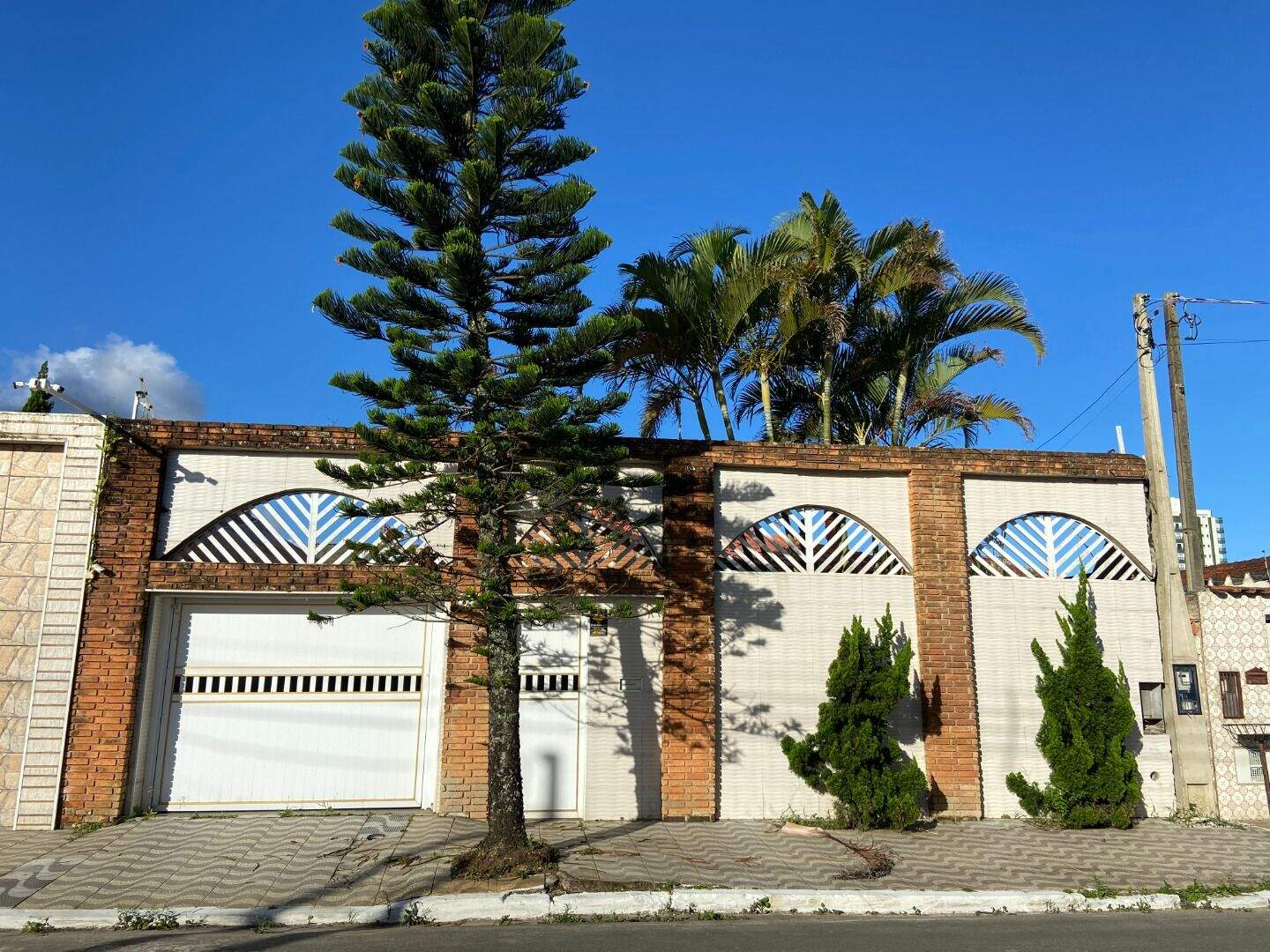 Casa à venda no Solemar: 