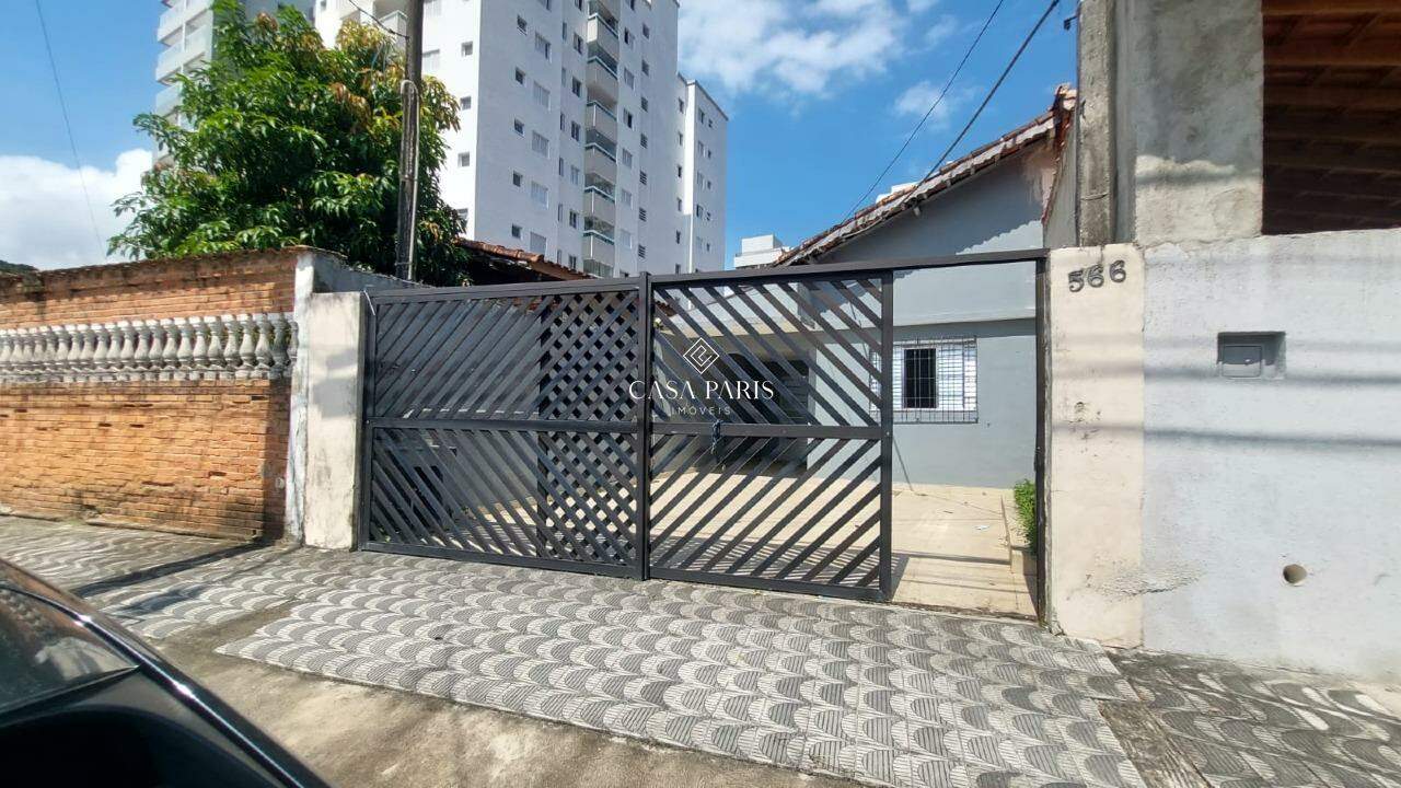 Casa à venda no Canto do Forte: 