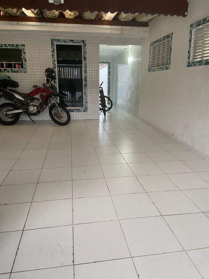 Casa à venda no Guilhermina: 