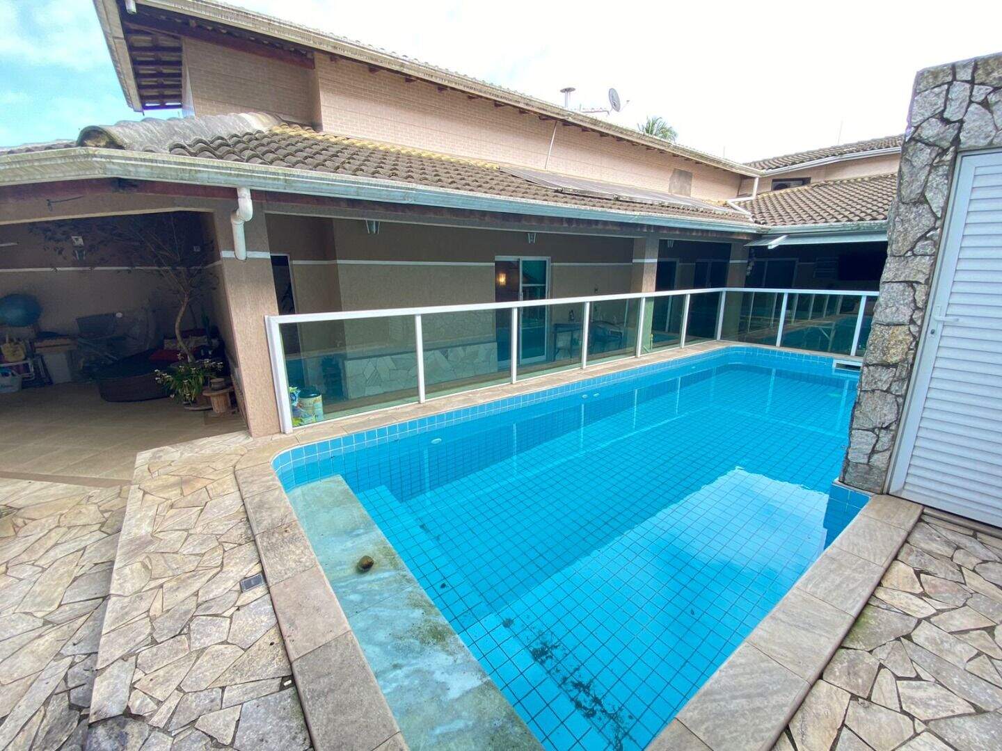 Casa à venda no Canto do Forte: 