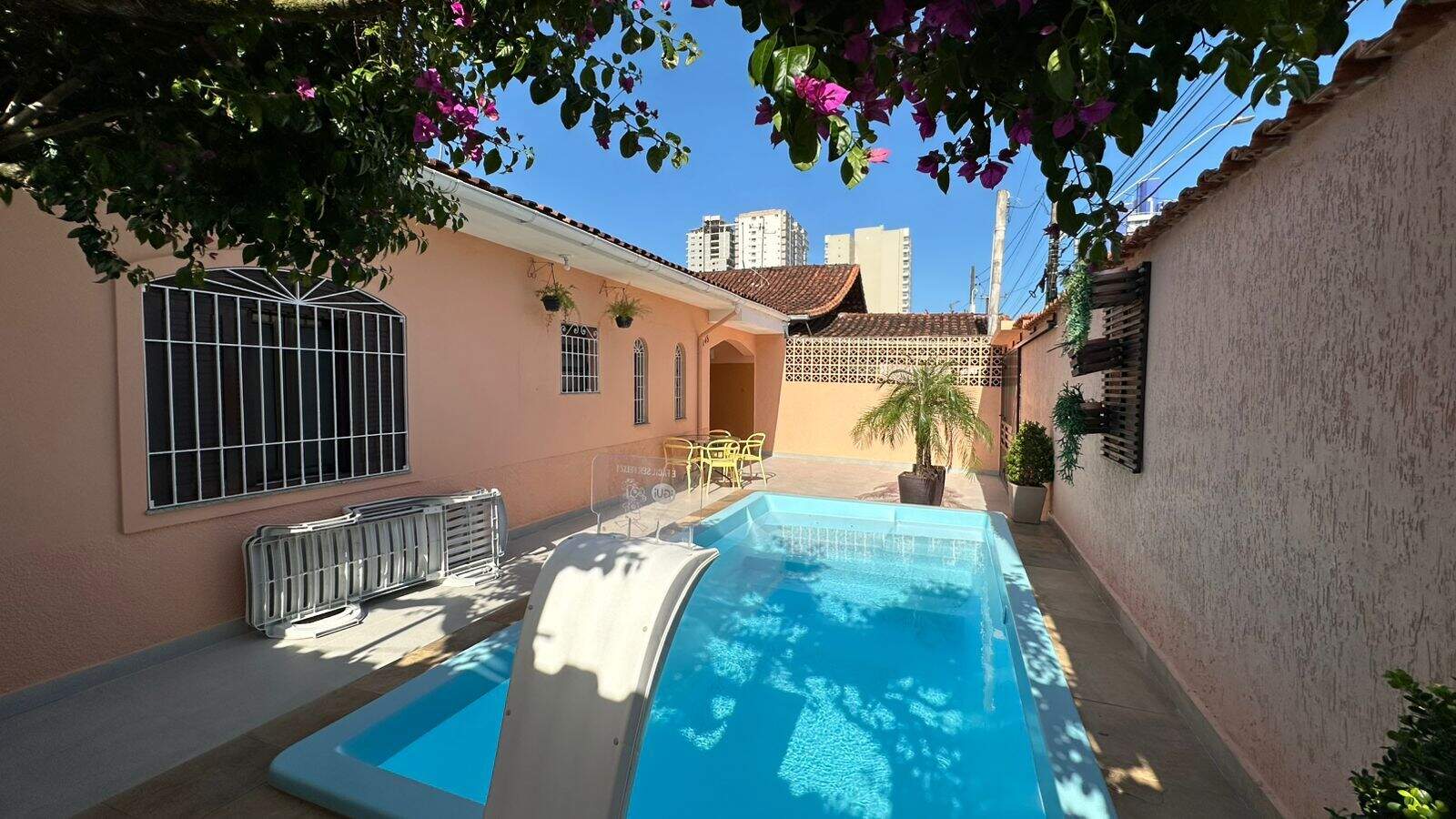 Casa à venda no Caiçara: 