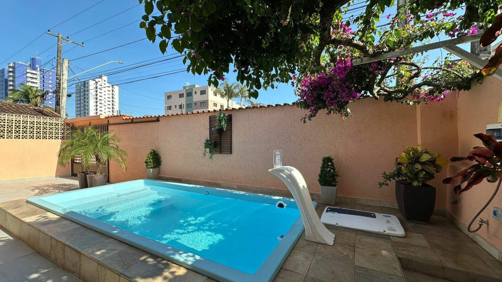 Casa à venda no Caiçara: 