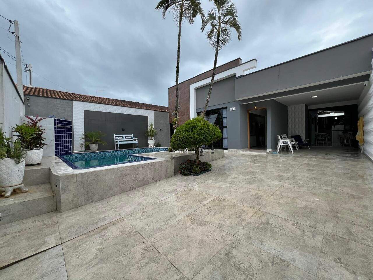Casa à venda no Jardim Real: 