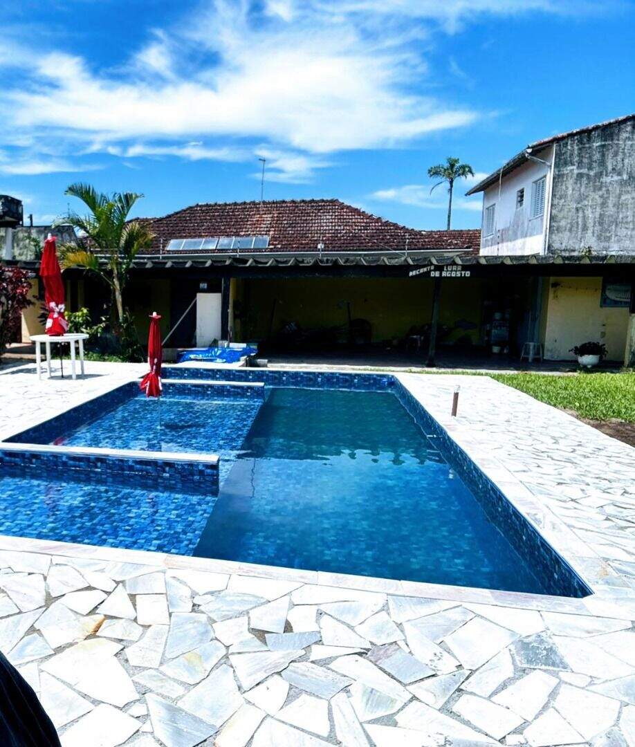Casa à venda no Solemar: 