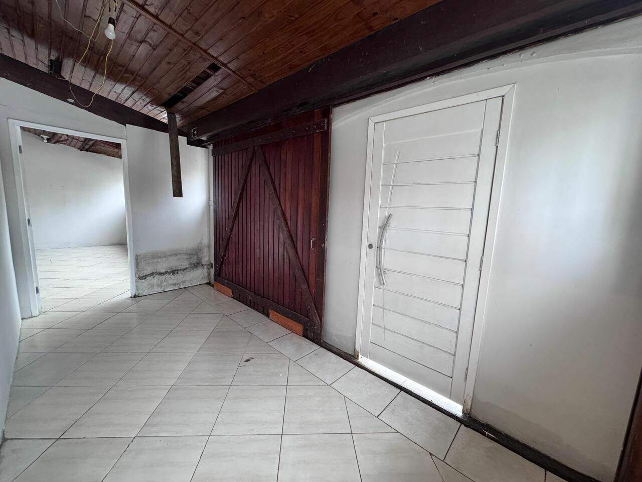 Casa à venda no Canto do Forte: 