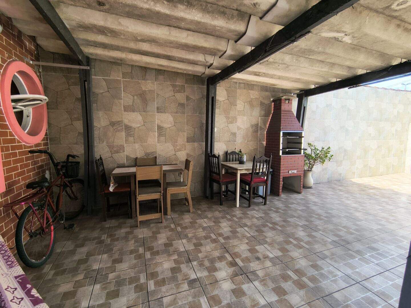 Casa à venda no Mirim: 