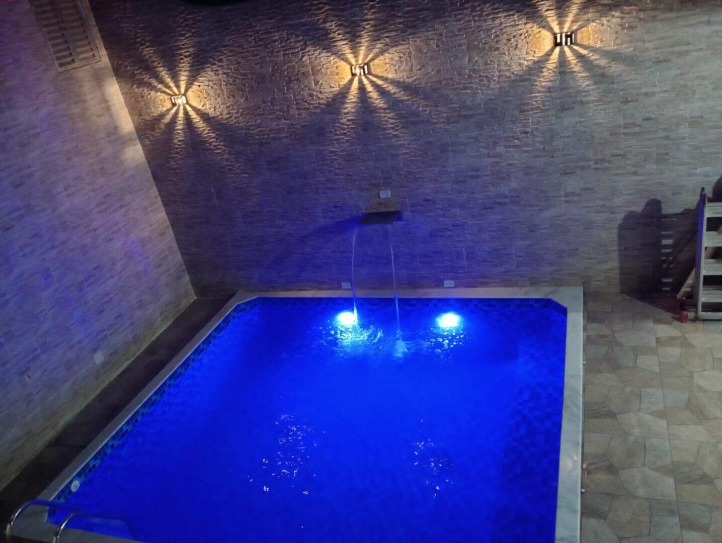Casa à venda no Caiçara: 