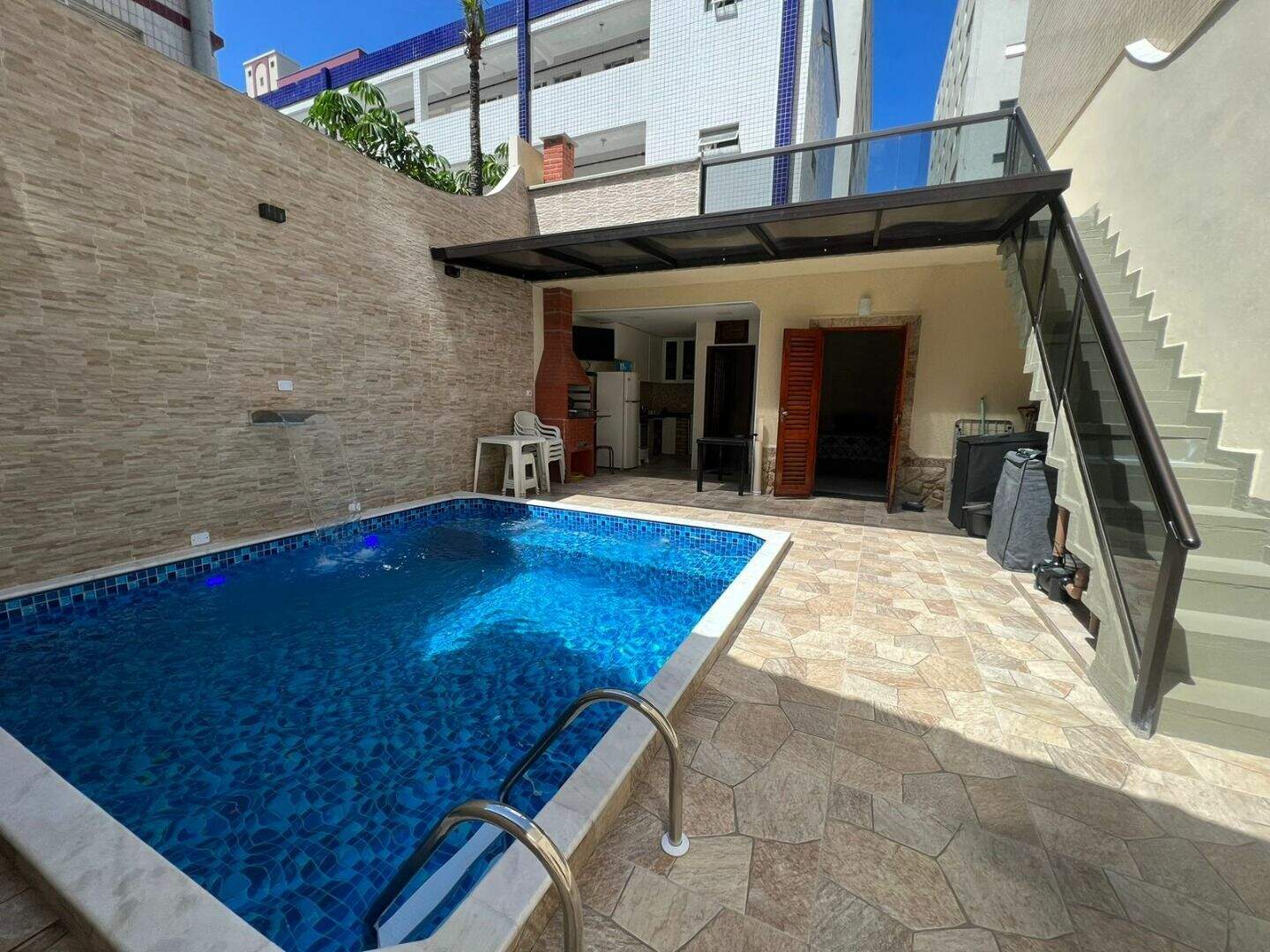 Casa à venda no Caiçara: 