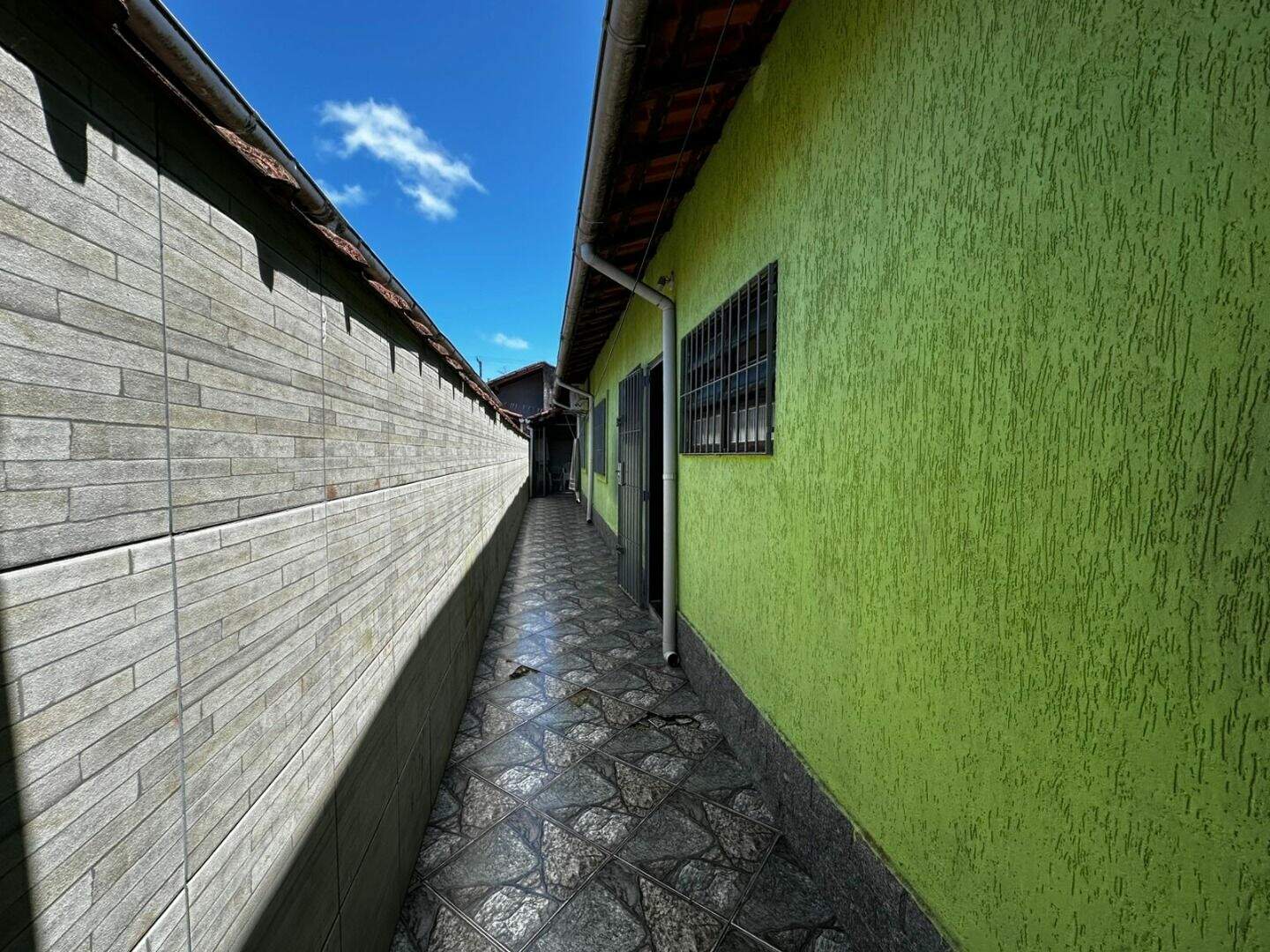 Casa à venda no Caiçara: 