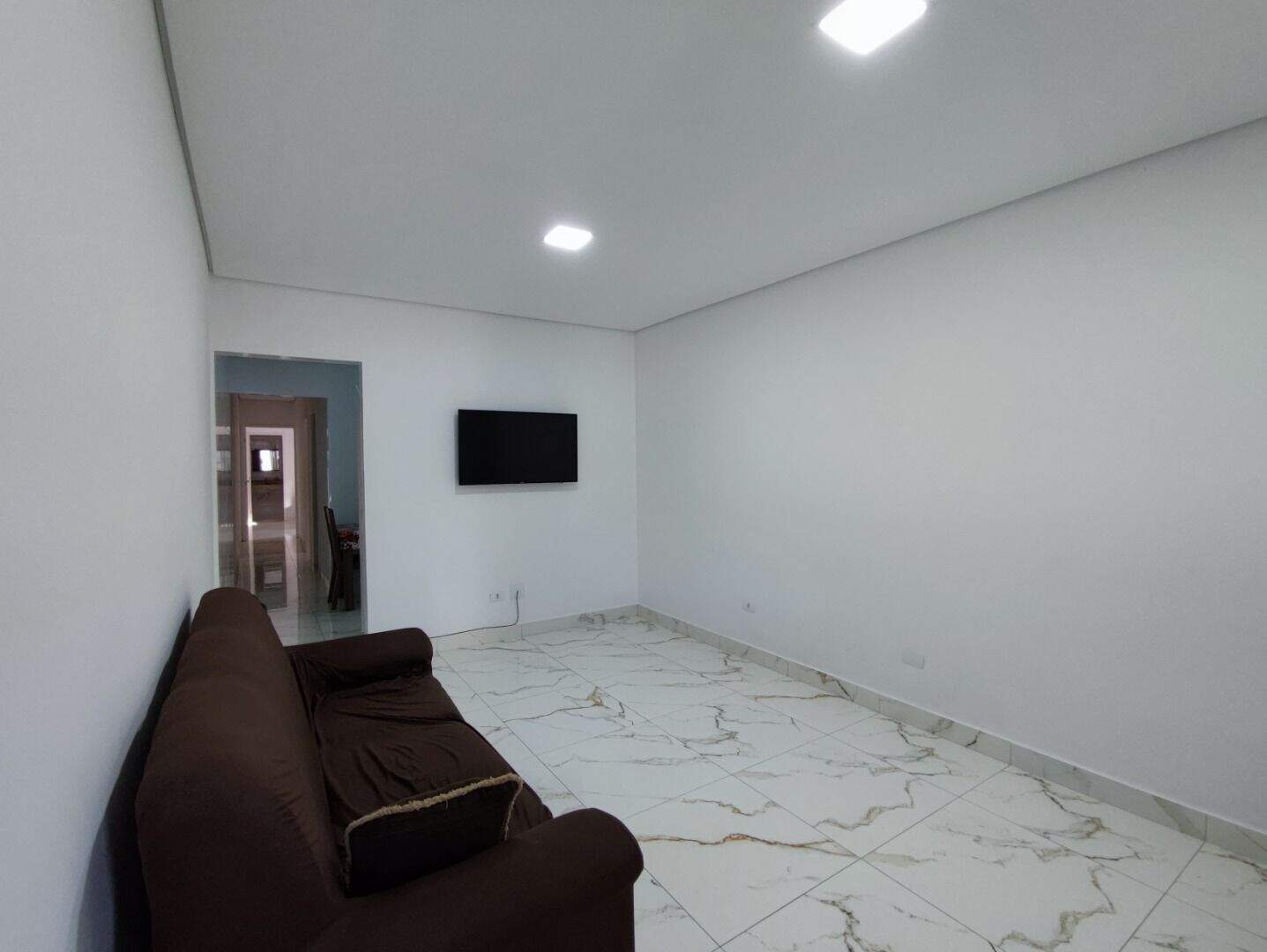 Casa à venda no Tude Bastos: 