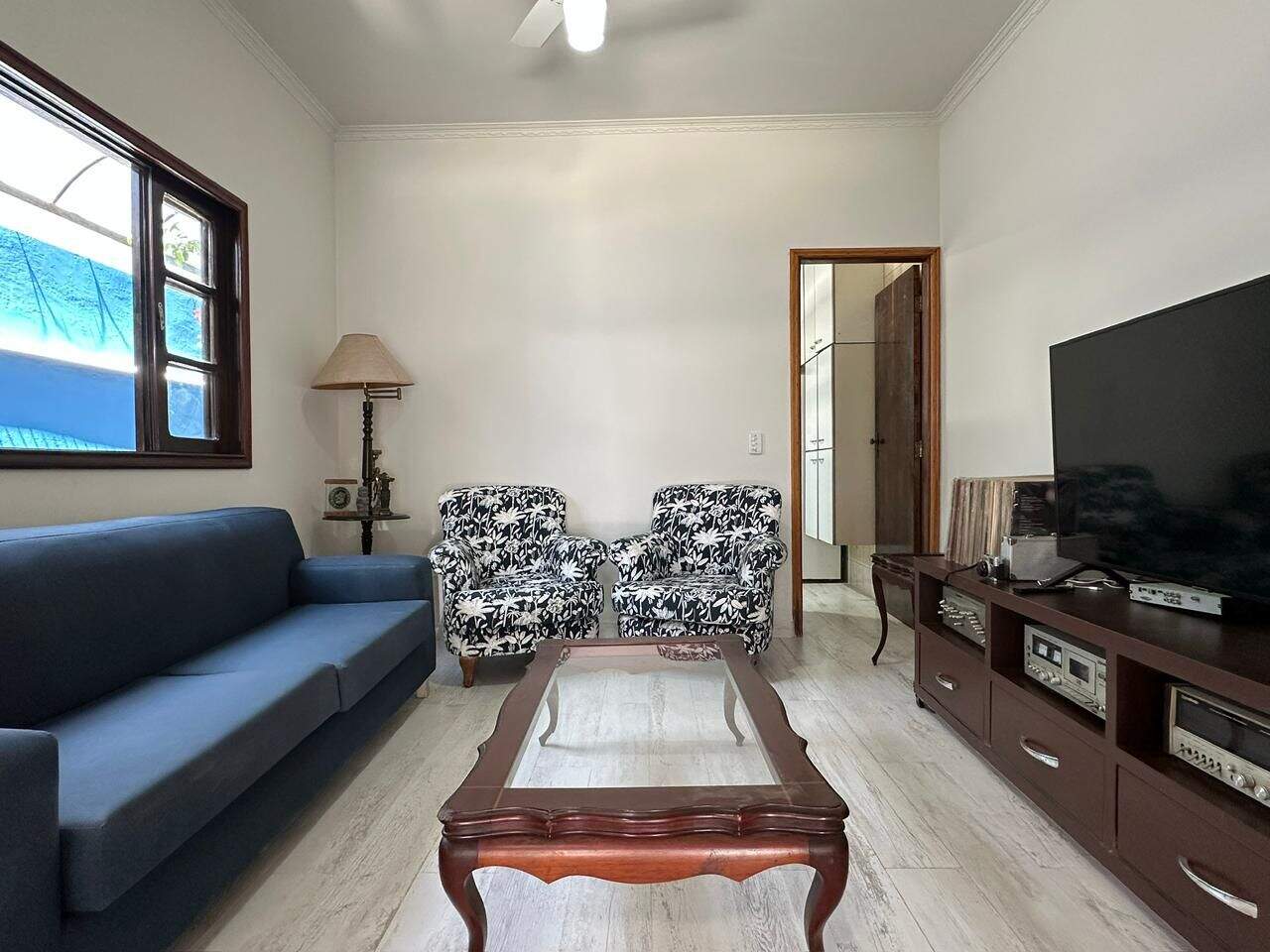 Casa à venda no Canto do Forte: 