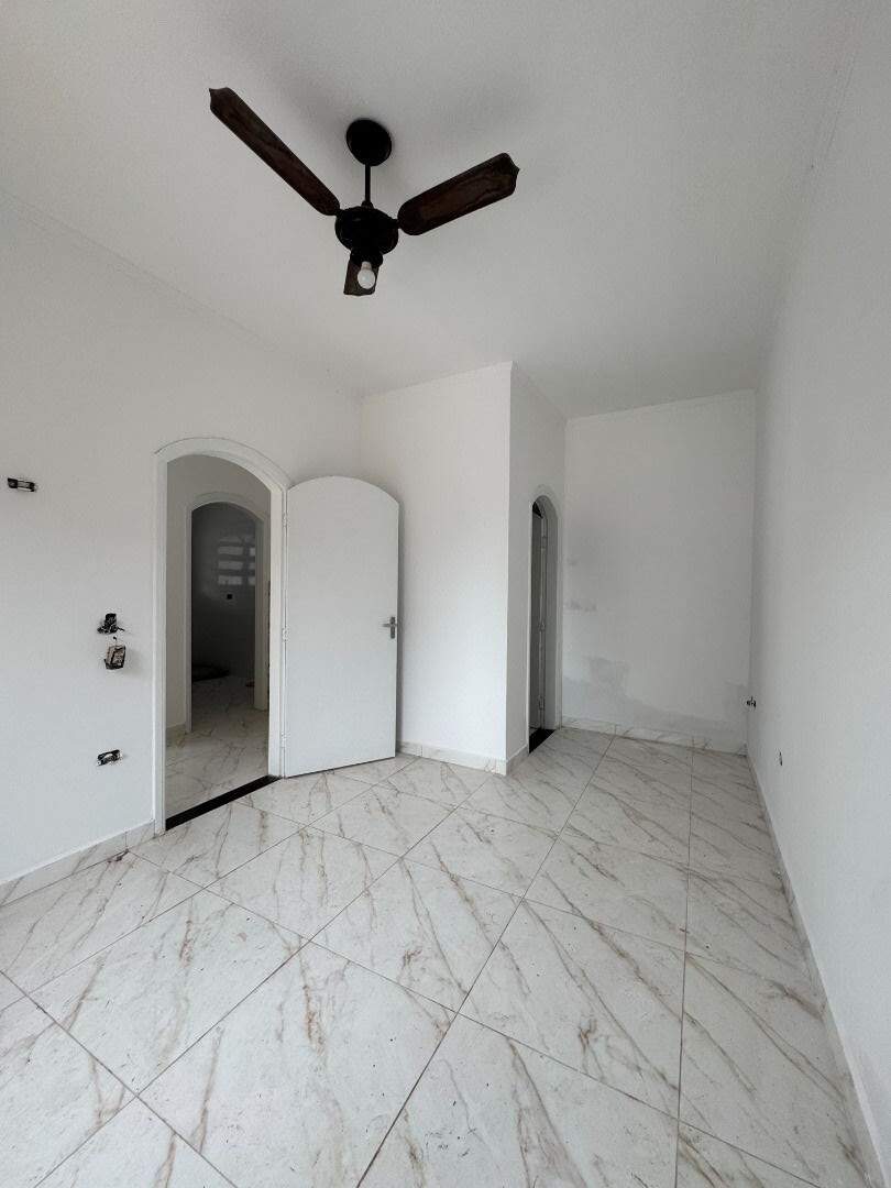 Casa à venda no Solemar: 