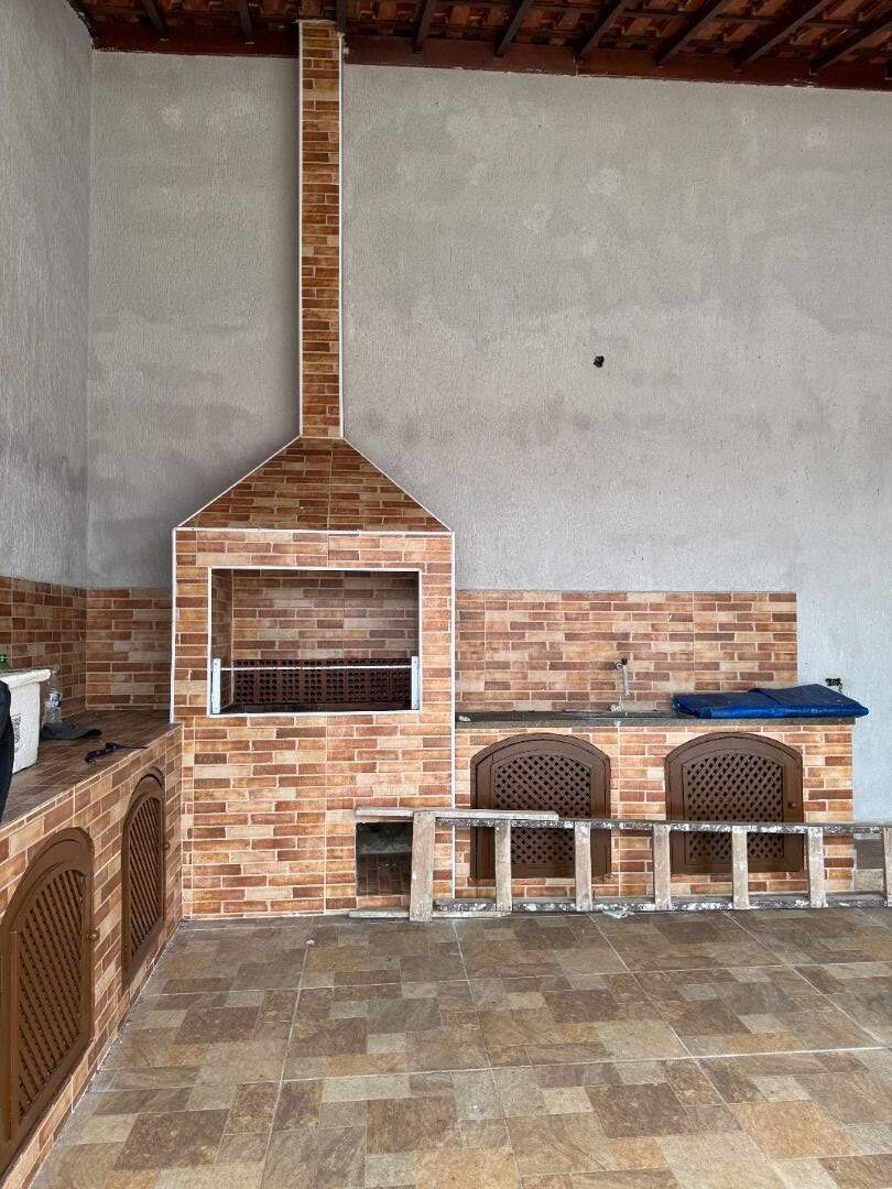 Casa à venda no Solemar: 
