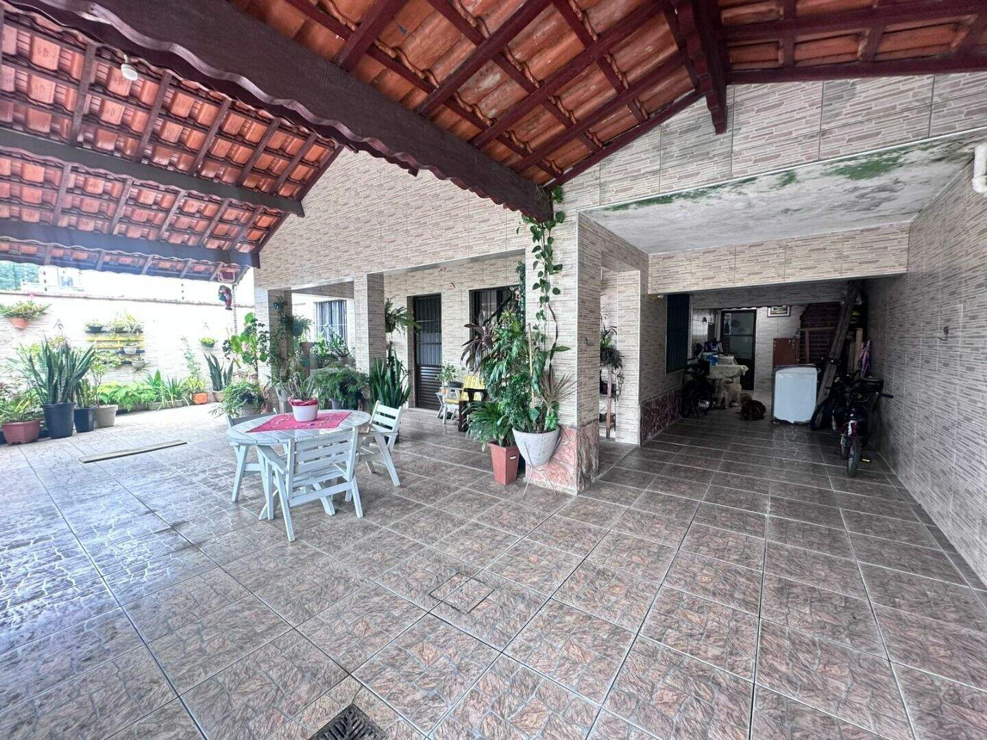 Casa à venda no Canto do Forte: 