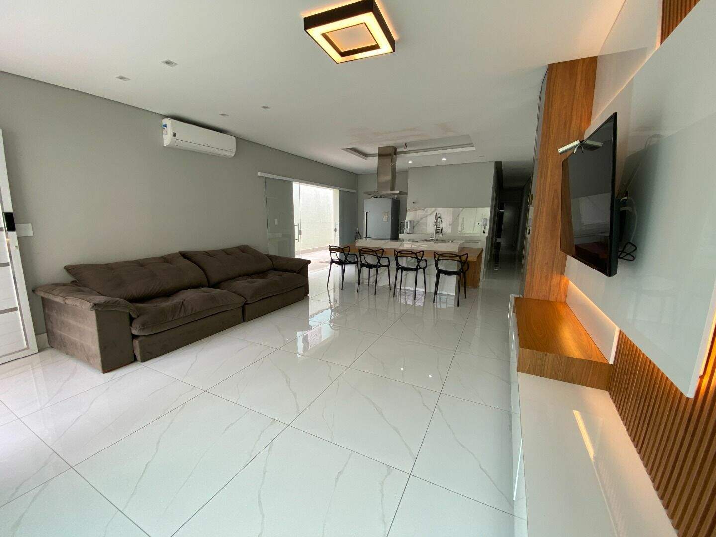 Casa à venda no Guilhermina: 