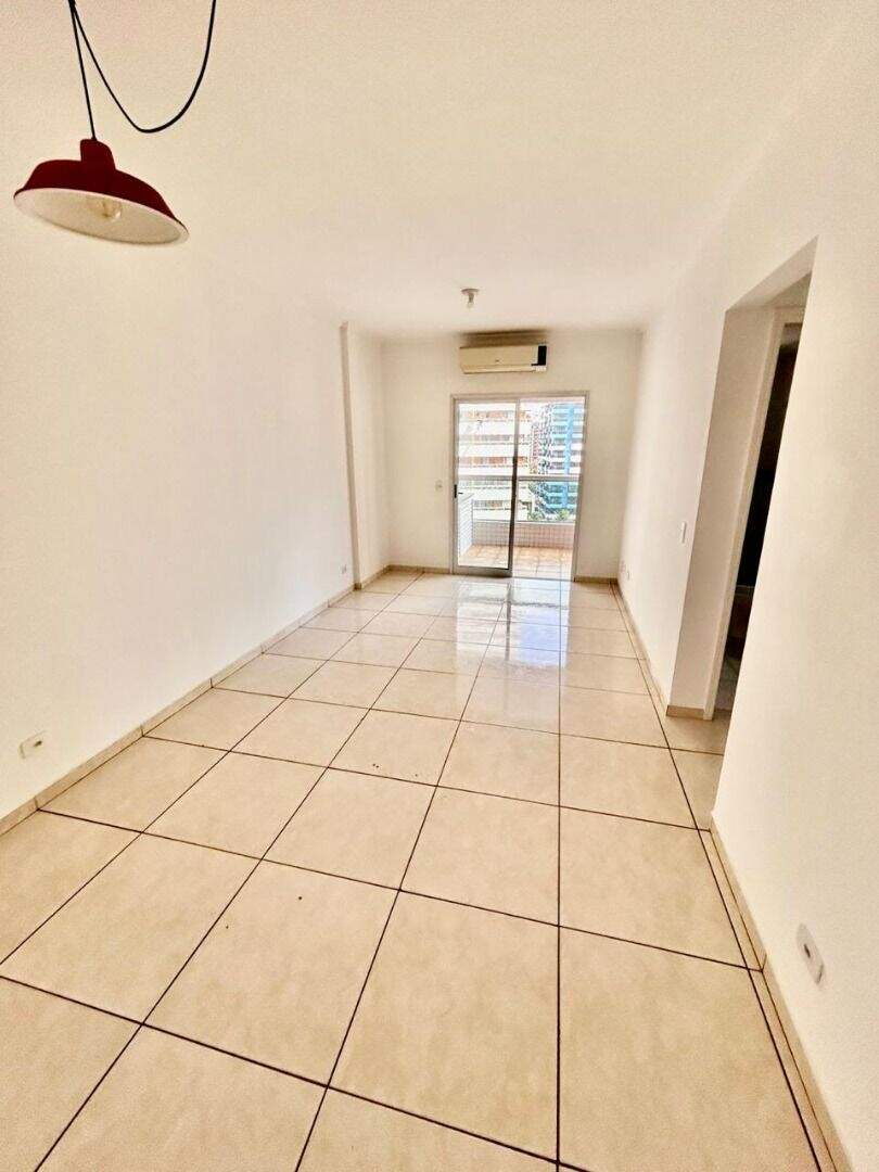 Apartamento à venda no Canto do Forte: 