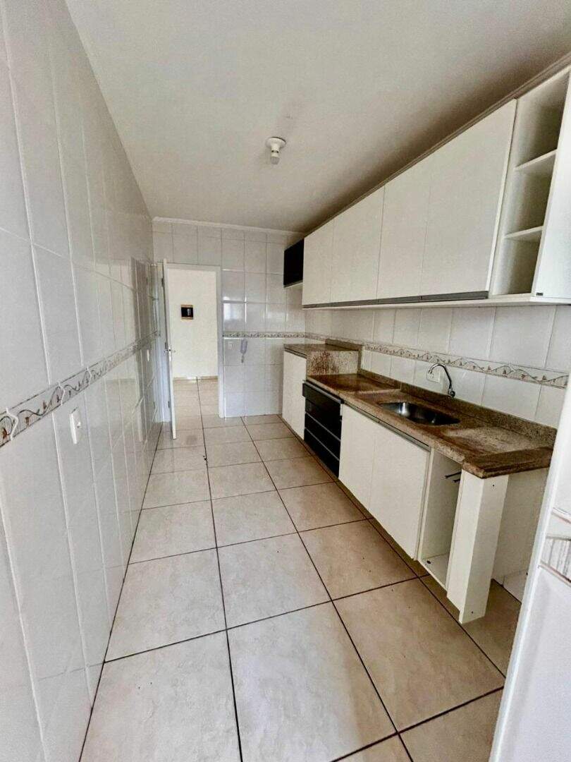 Apartamento à venda no Canto do Forte: 