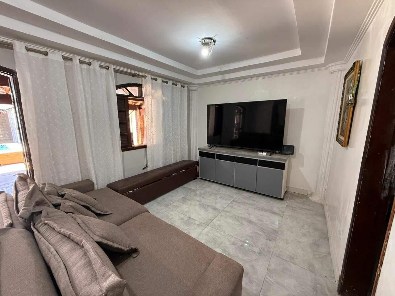 Casa à venda no Canto do Forte: 