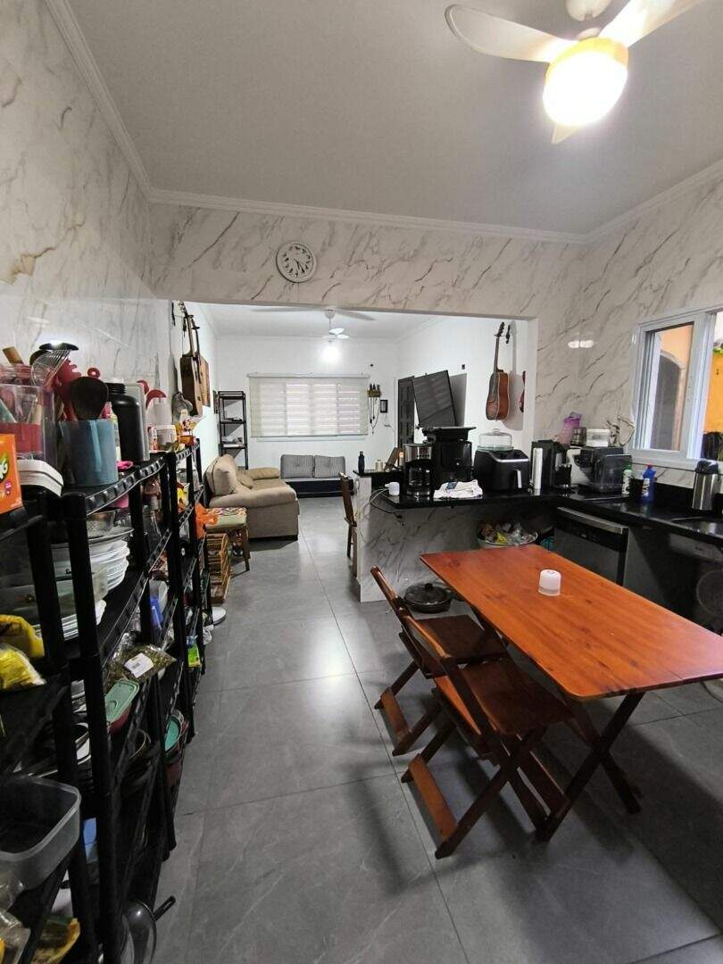 Casa à venda no Guilhermina: 