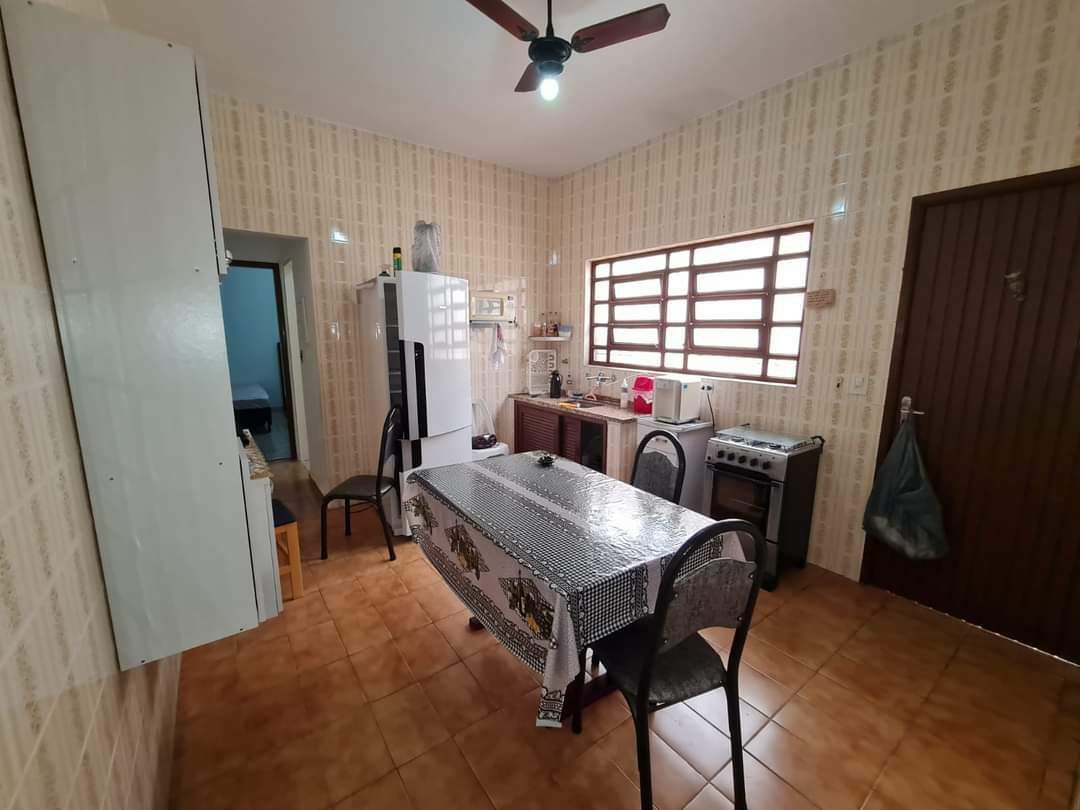 Casa à venda no Caiçara: 