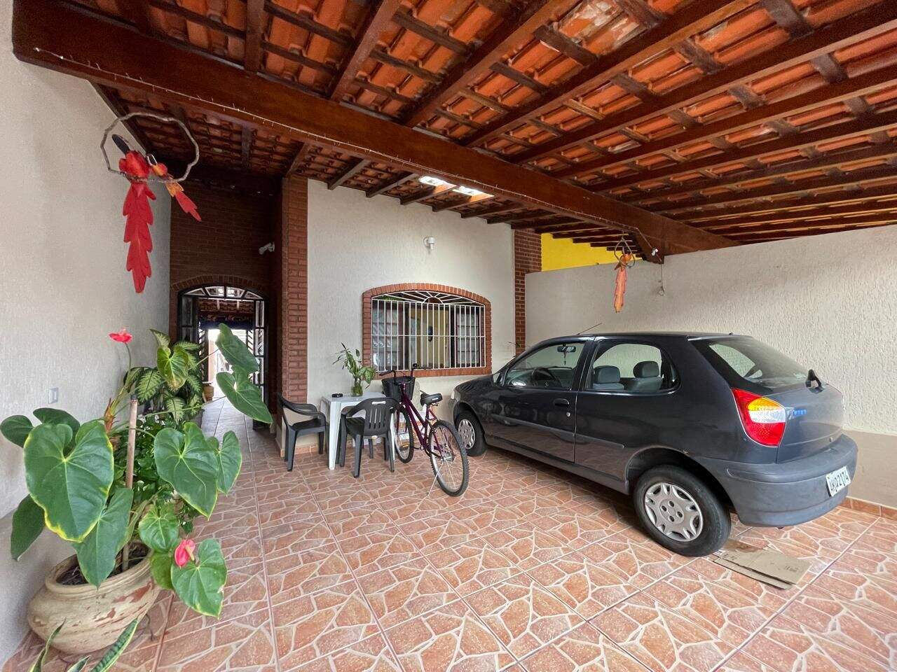 Casa à venda no Caiçara: 
