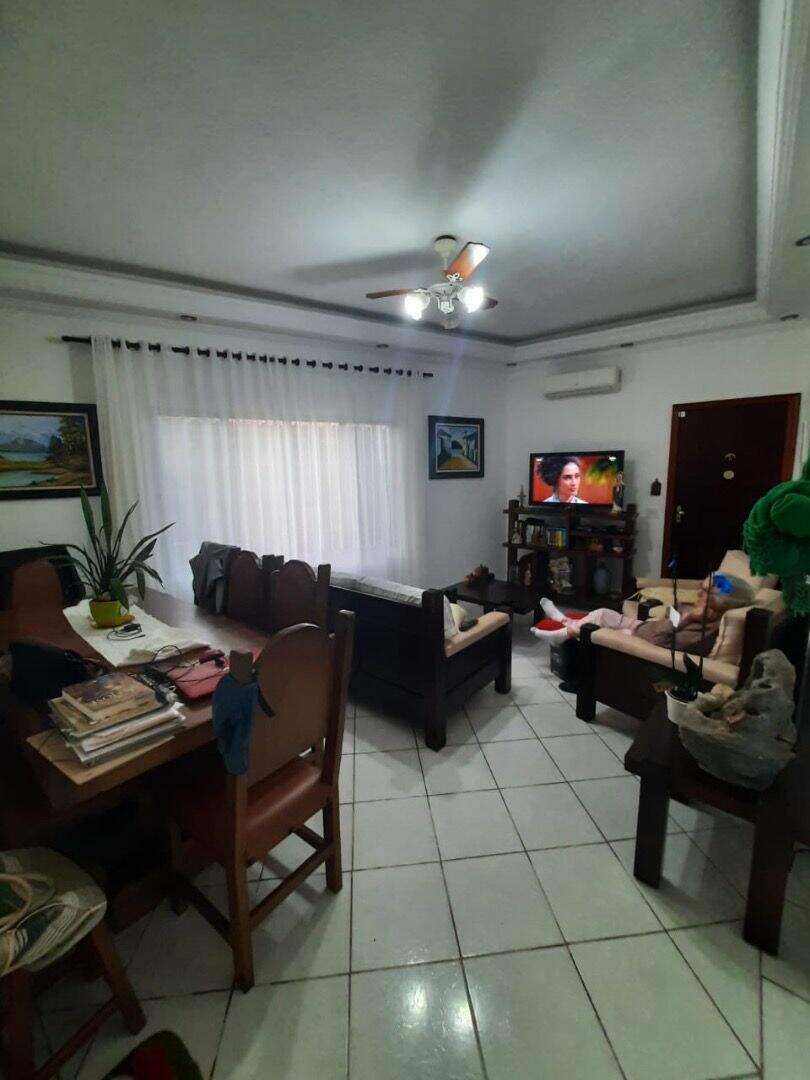 Casa à venda no Jardim Imperador: 