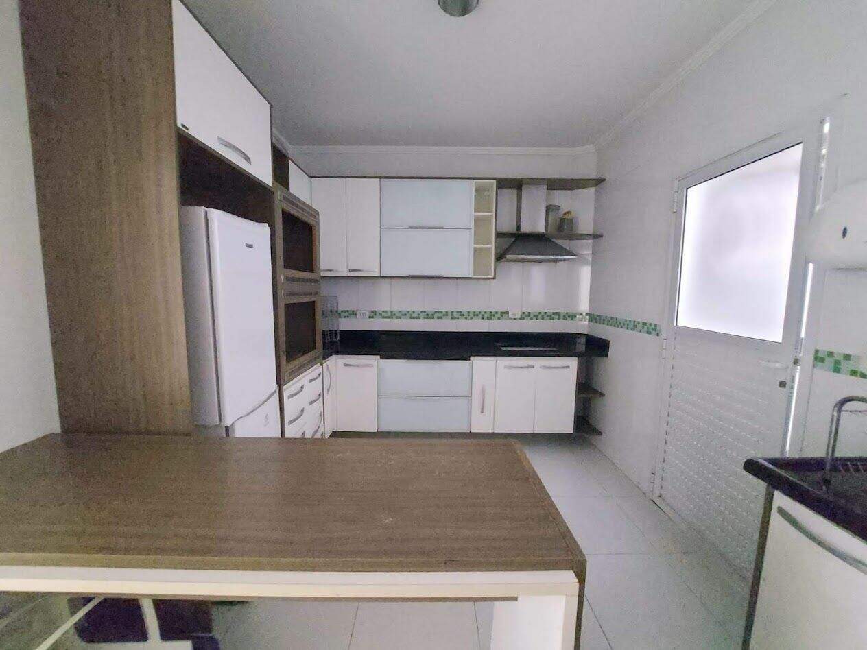 Casa à venda no Canto do Forte: 