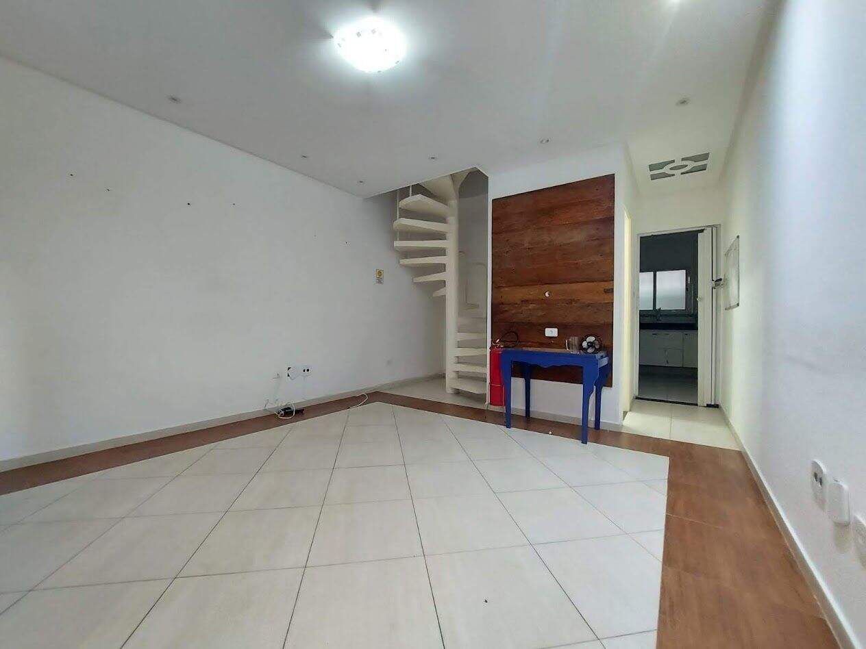 Casa à venda no Canto do Forte: 