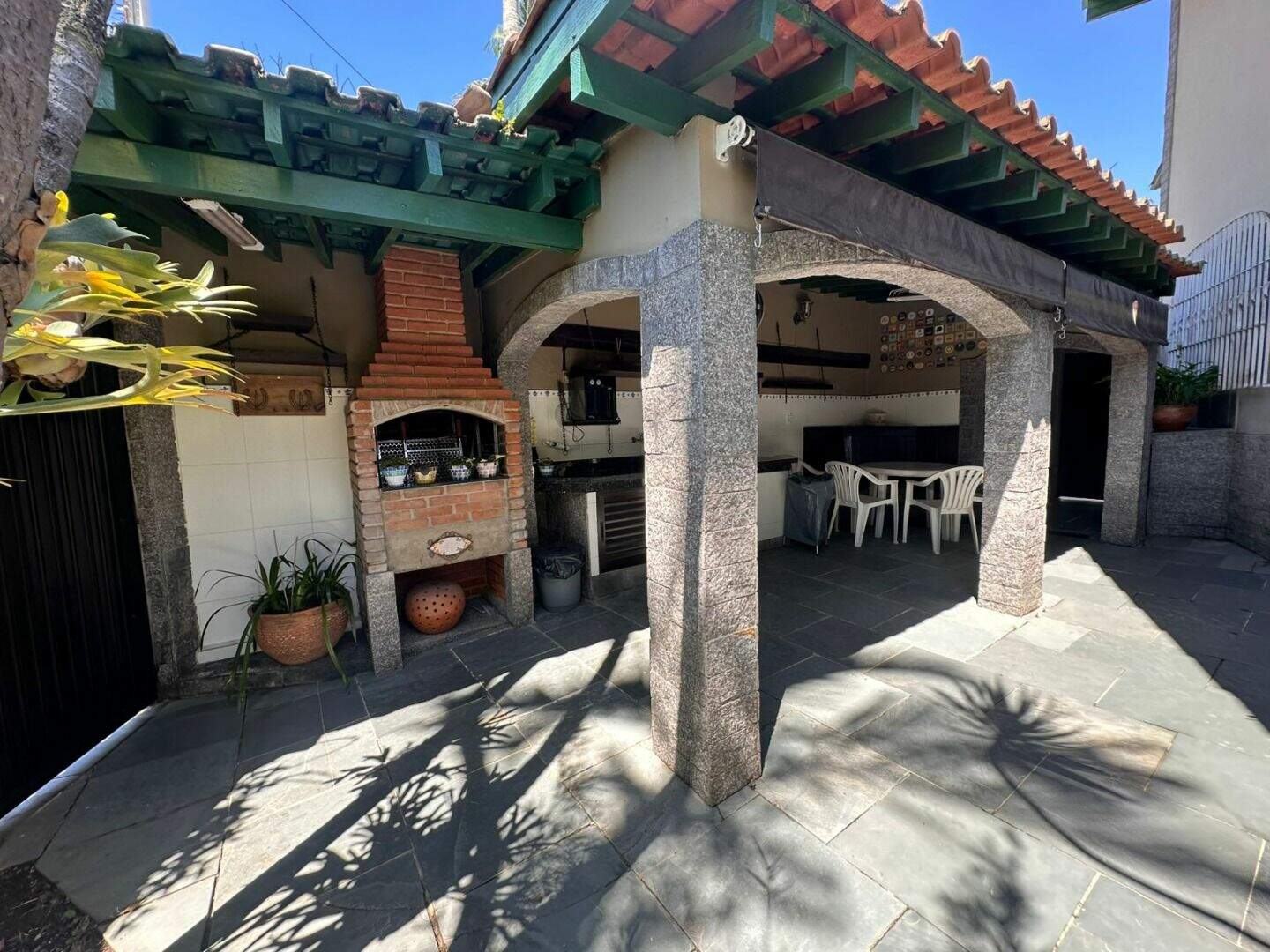 Casa à venda no Canto do Forte: 