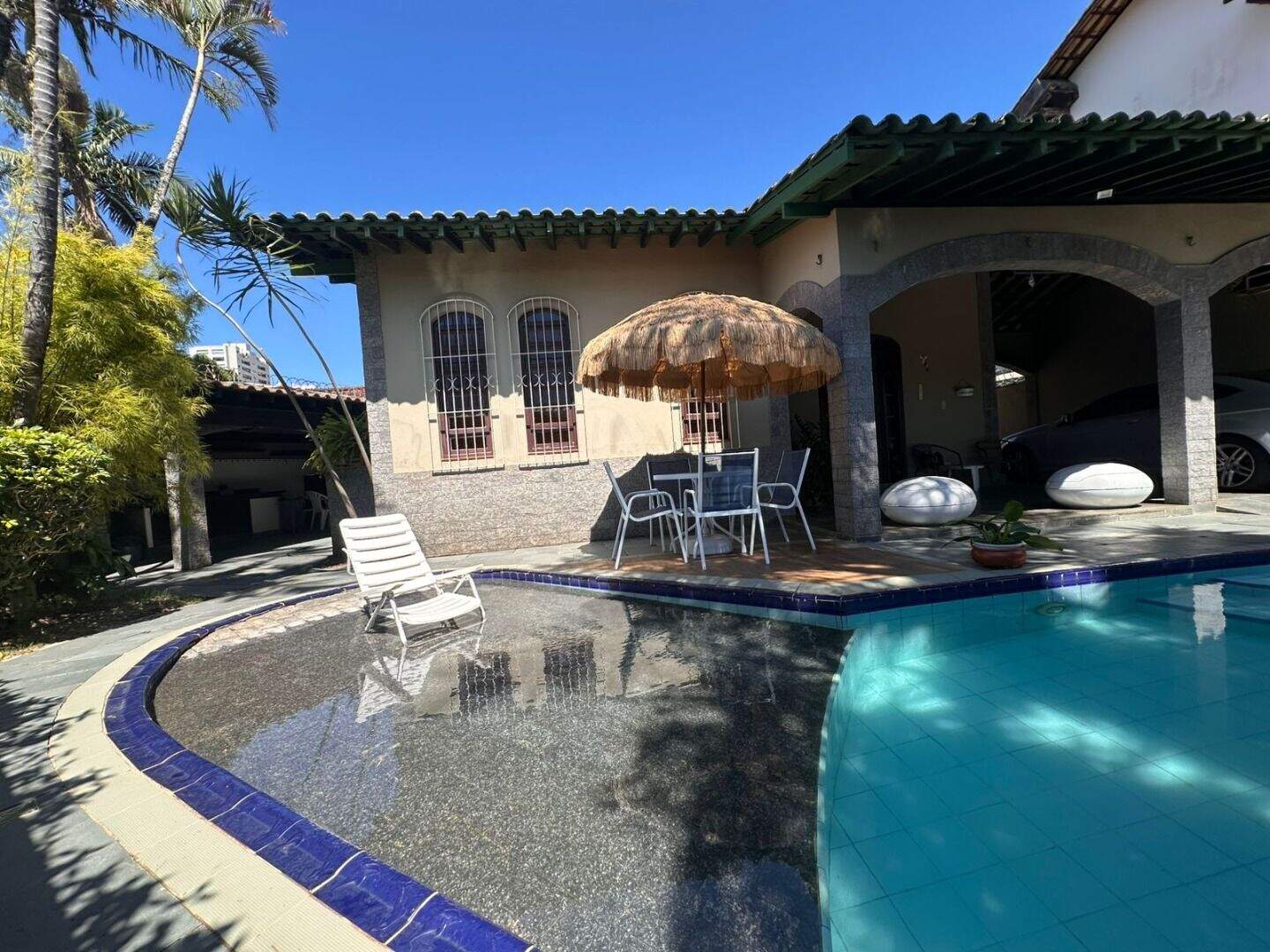 Casa à venda no Canto do Forte: 