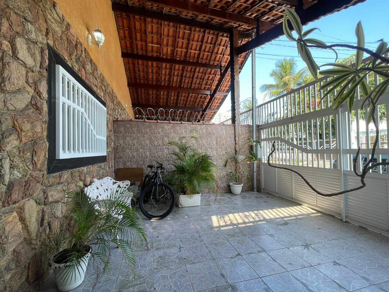 Casa à venda no Tupi: 