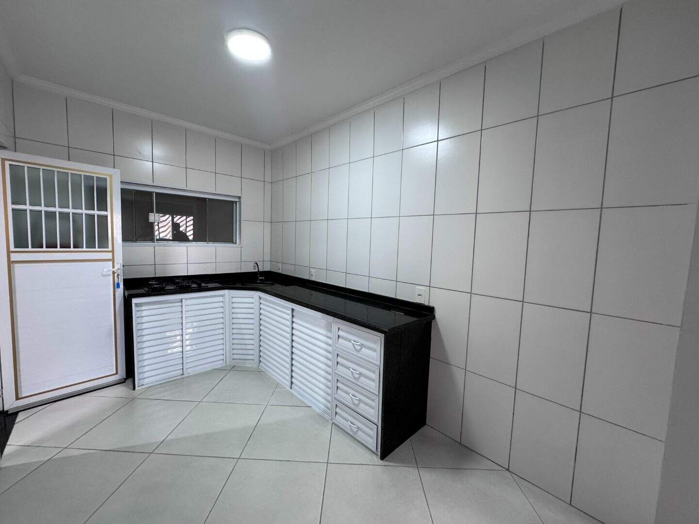 Casa à venda no Maracanã: Casa 01
