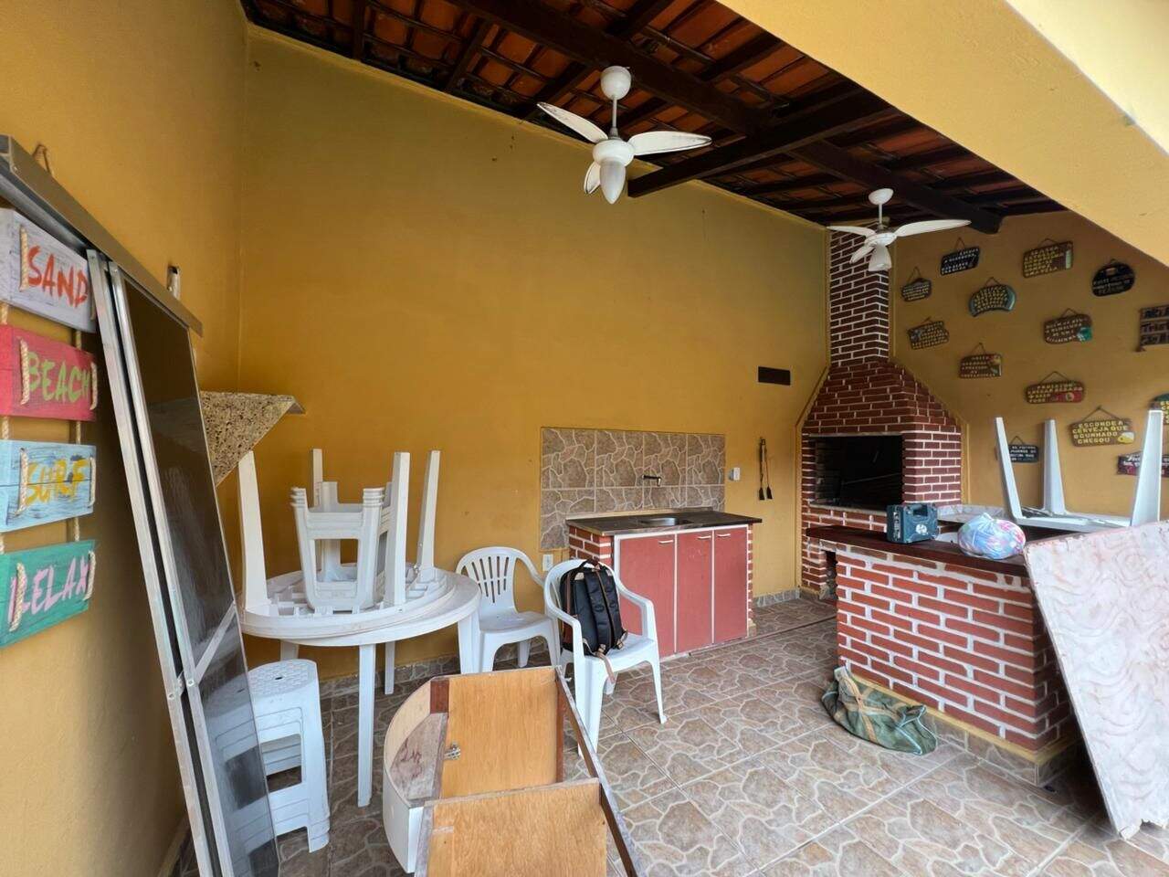 Casa à venda no Solemar: 