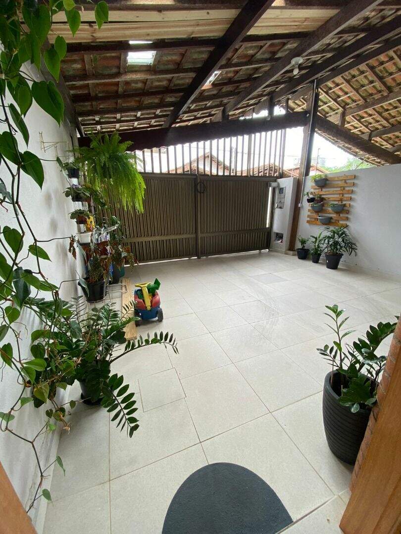 Casa à venda no Canto do Forte: 