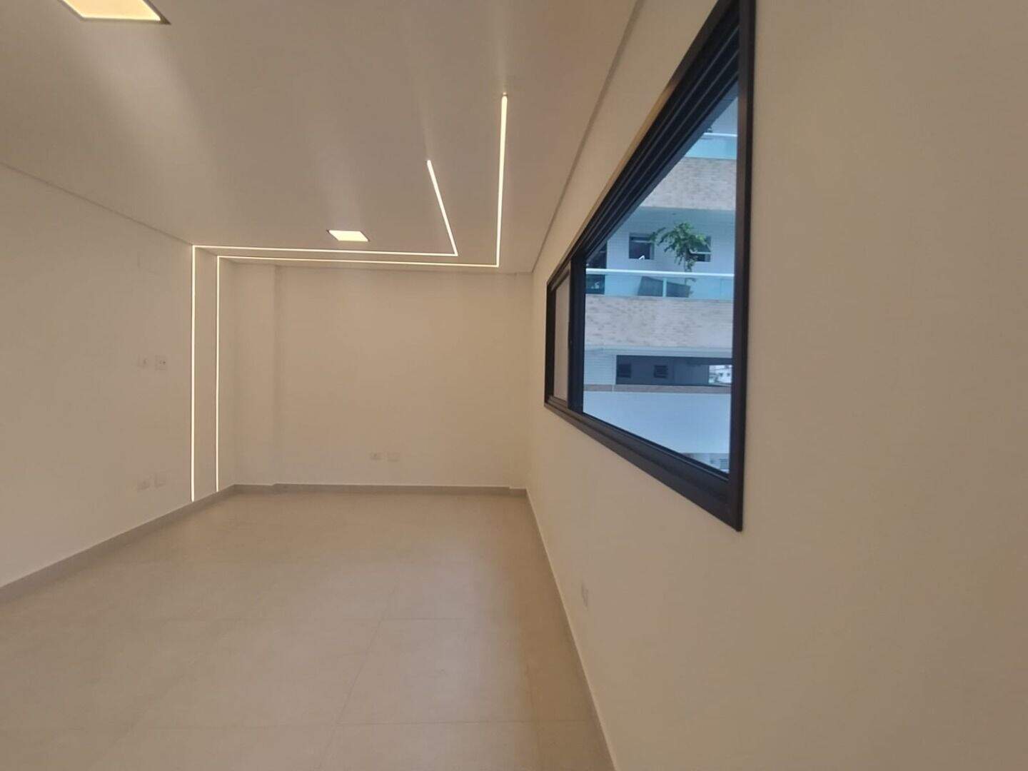 Casa à venda no Guilhermina: 