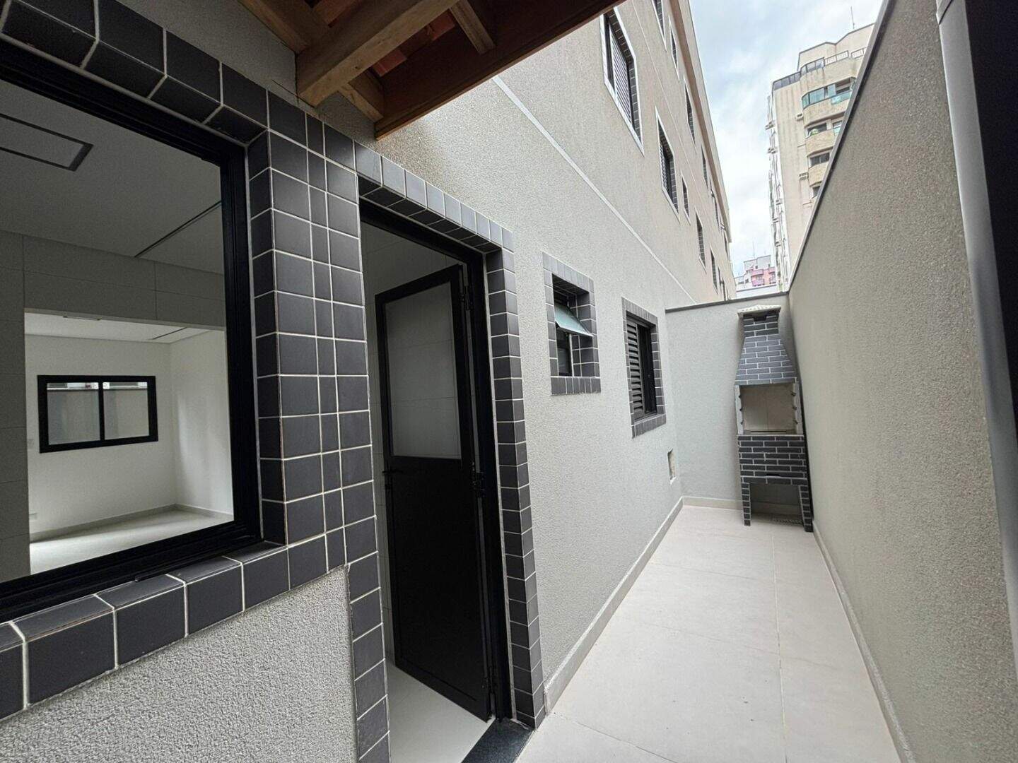 Casa de Condomínio à venda no Guilhermina: 