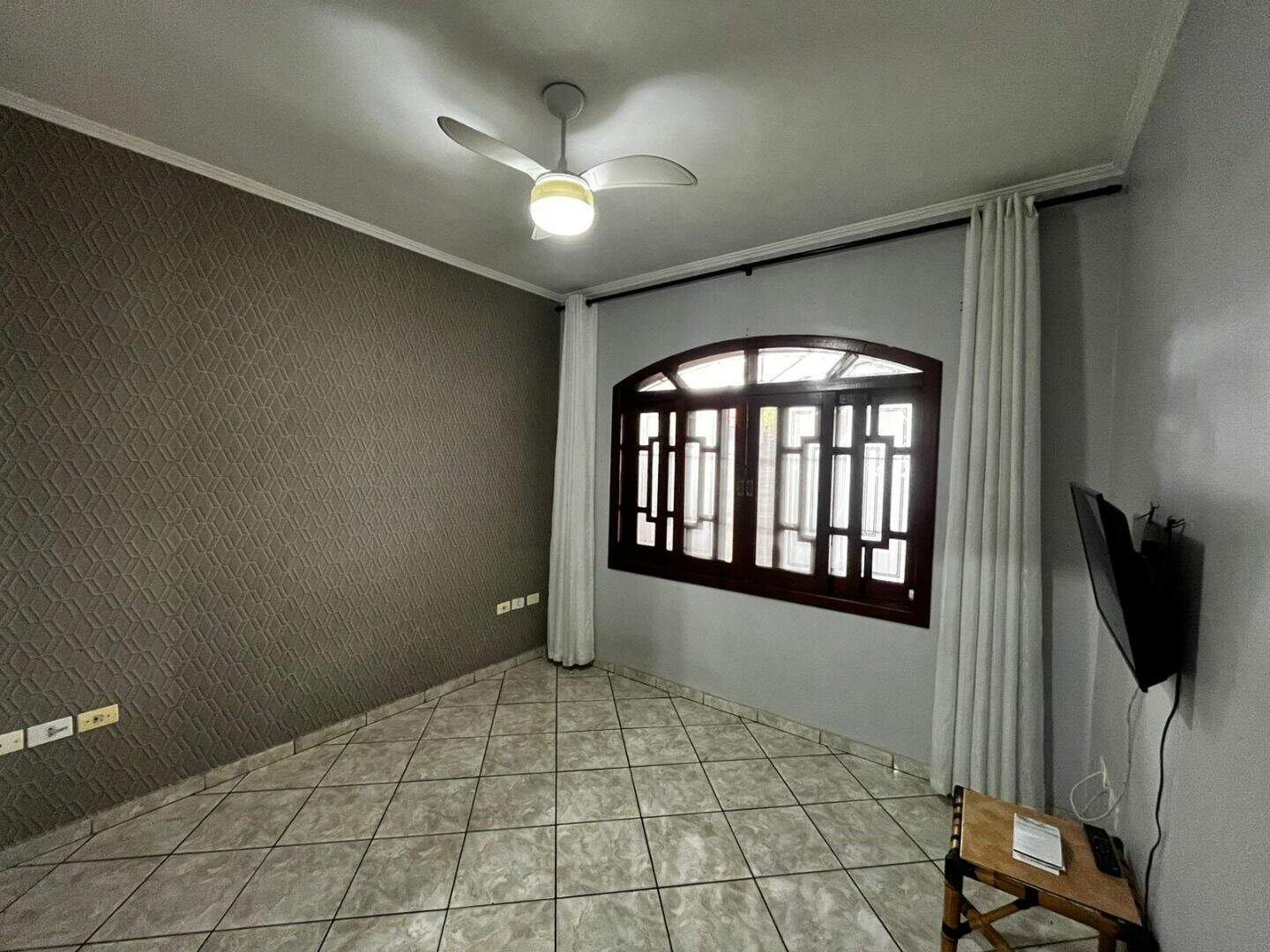 Casa à venda no Tupi: 
