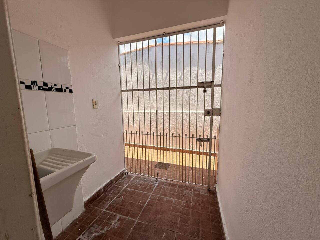 Casa à venda no Tupi: 