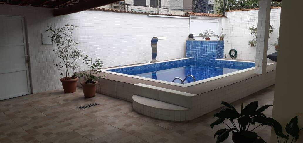 Casa à venda no Canto do Forte: 