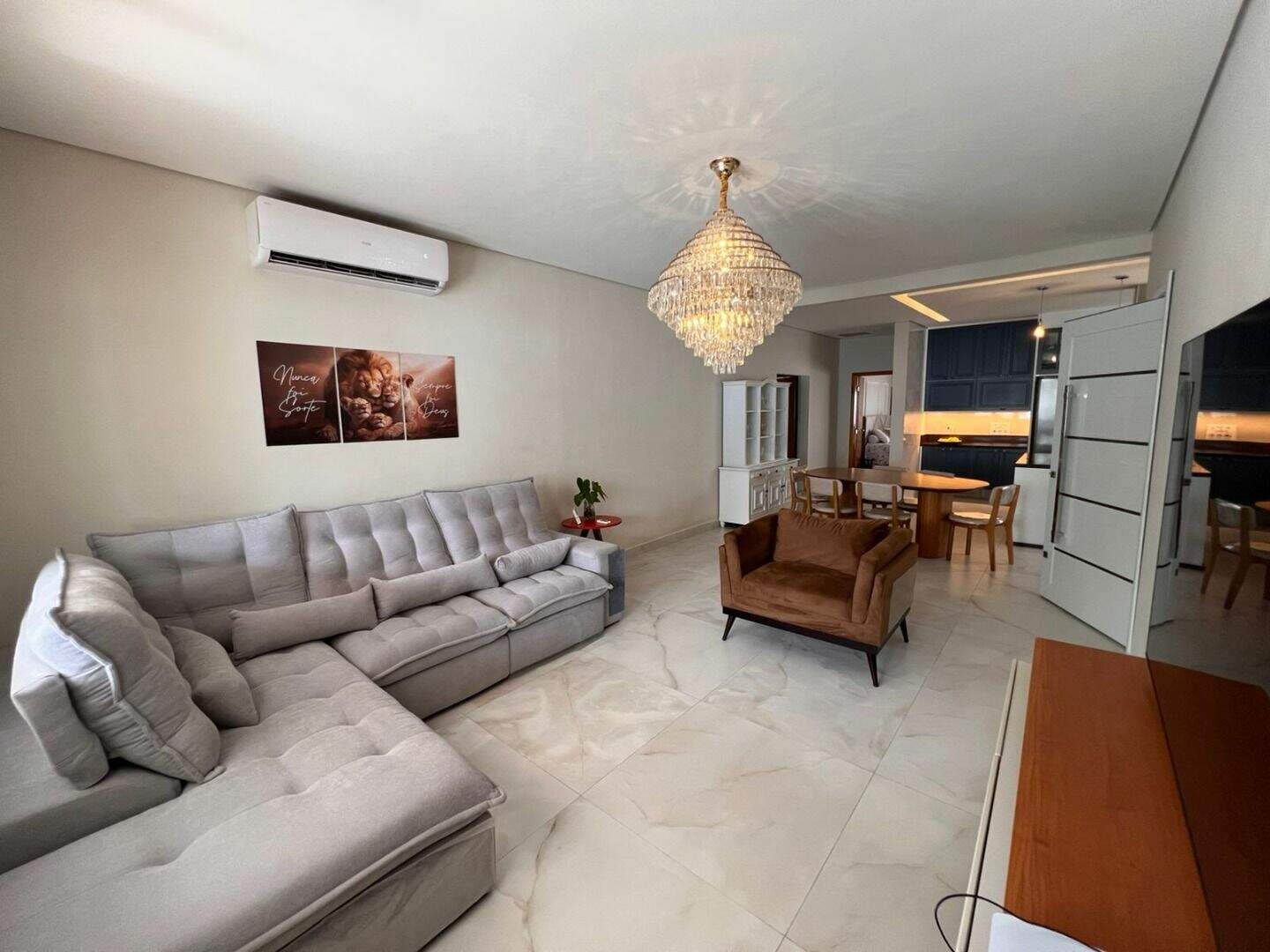 Casa à venda no Canto do Forte: 