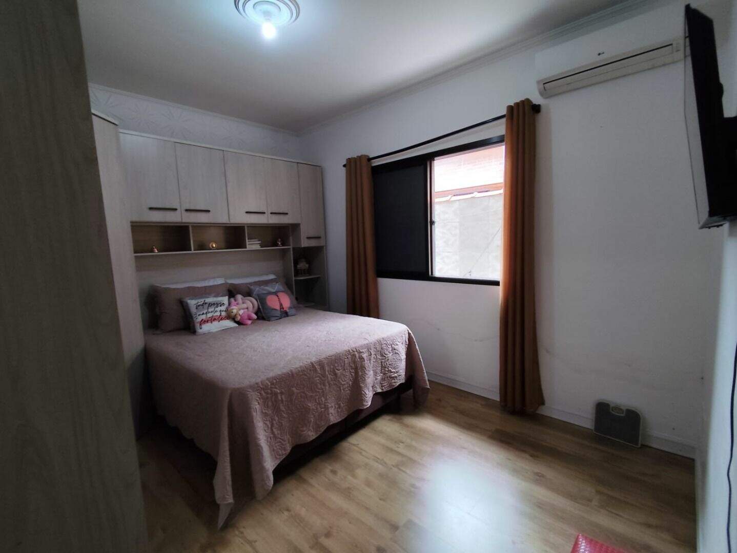 Casa à venda no Aviação: 