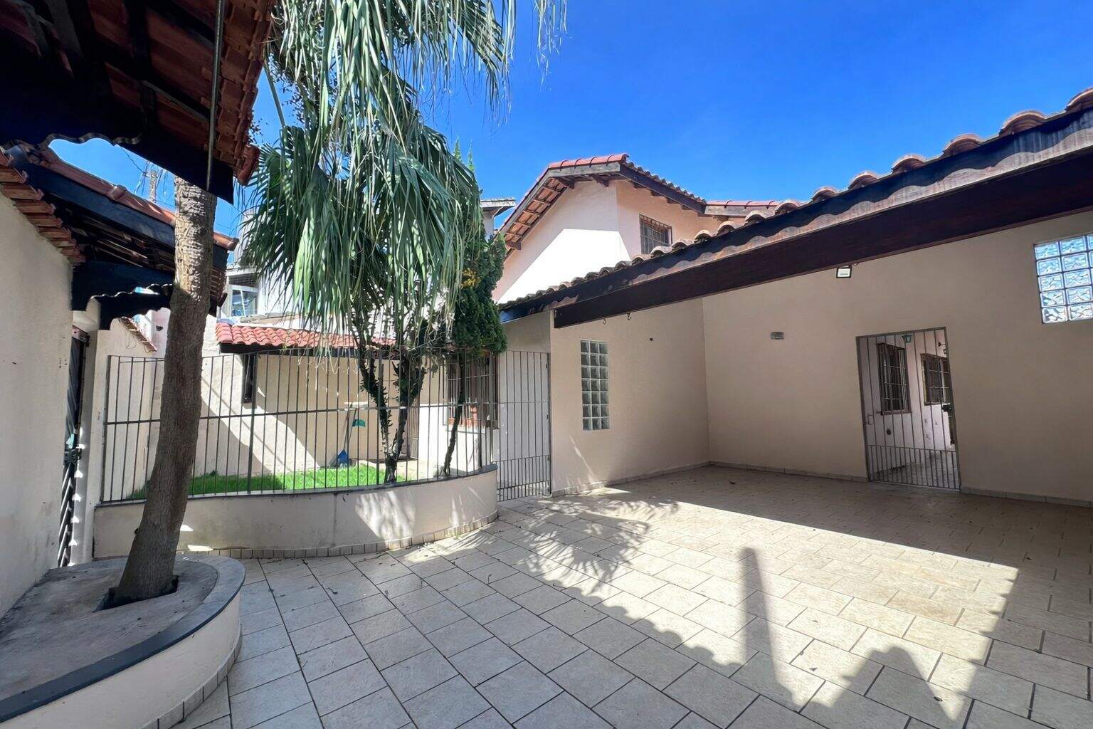Casa à venda no Canto do Forte: 