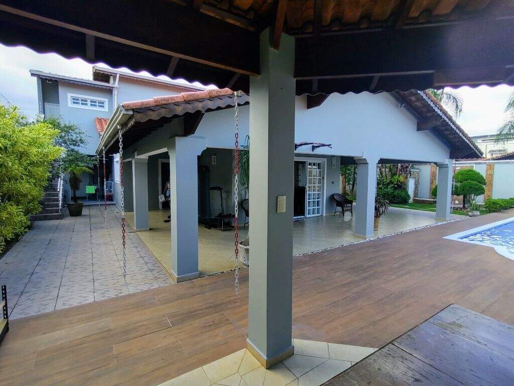 Casa à venda no Caiçara: 
