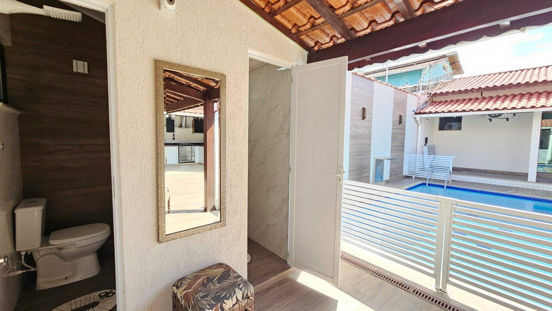 Casa à venda no Canto do Forte: 