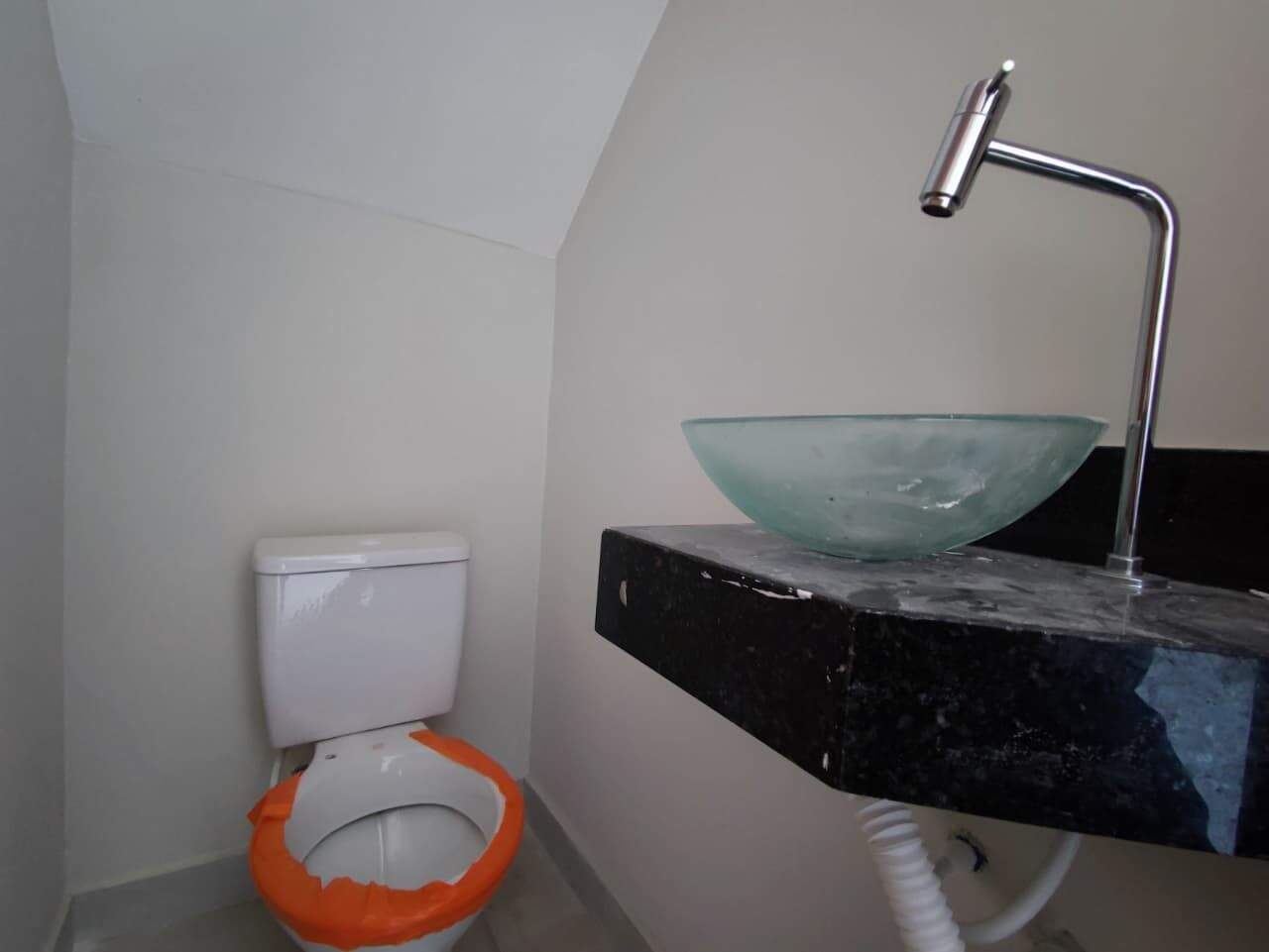 Casa à venda no Guilhermina: 